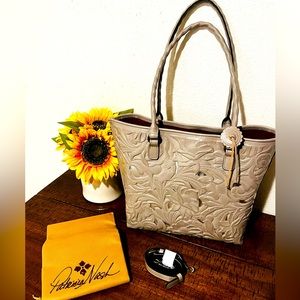 New Patricia Nash Leather Adeline handbag